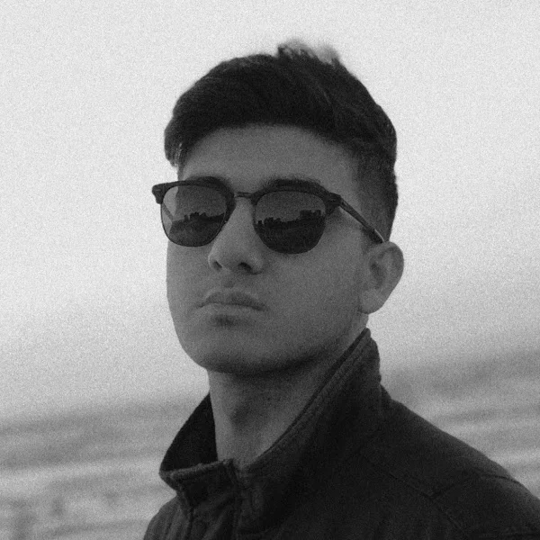 پارسا بزرپاش