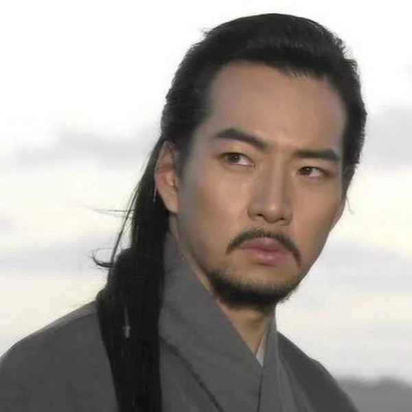 علیرضا استاد ادبیات کهن فارسی