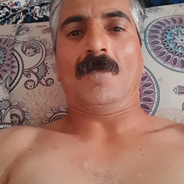 فرهاد عظیمی